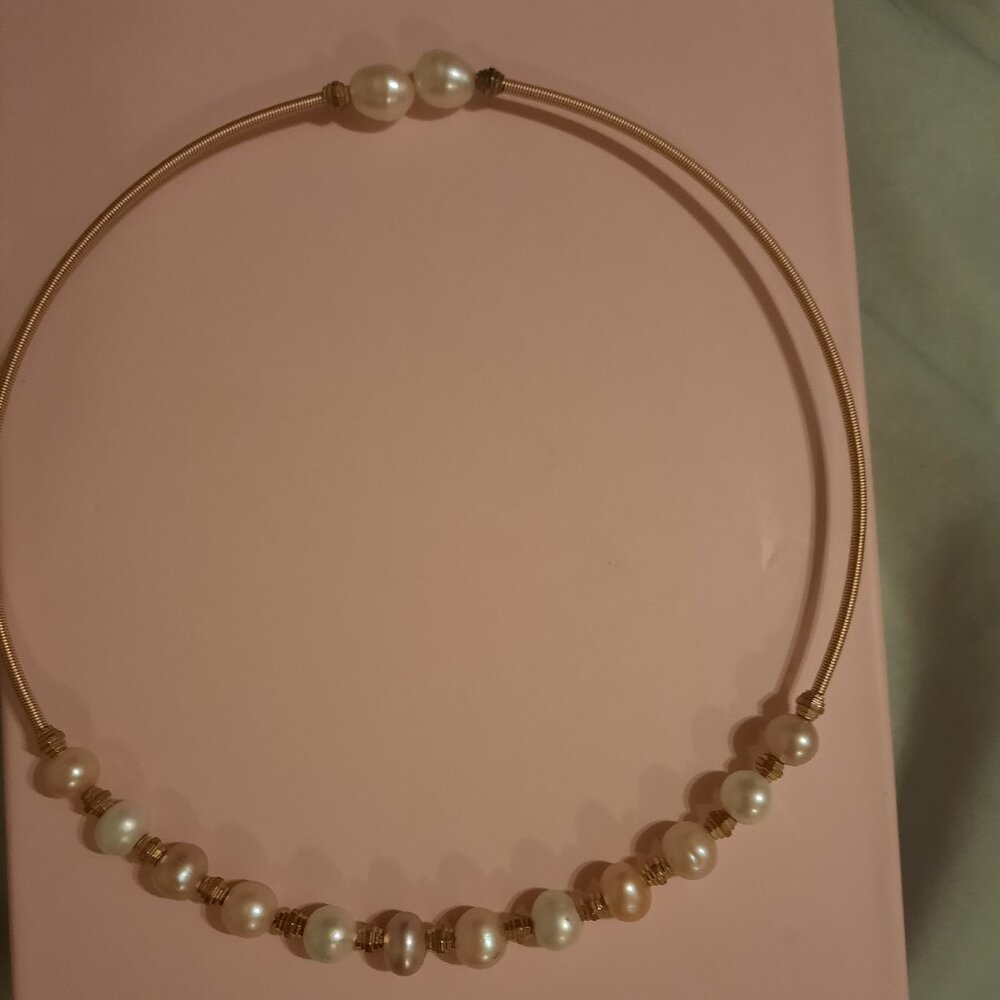 Freshwater pearl necklace
